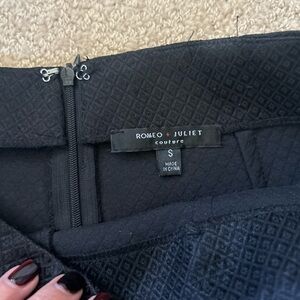 Romeo and Juliette skort